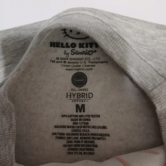 Hello Kitty Gray Pullover Sweatshirt - Size M - NWOT - Picture 2 of 8
